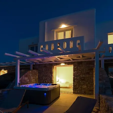 Cape Mykonos Hotell 3*