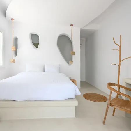 Cape Mykonos Hotell 3*