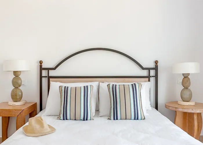 كايب ميكونوس